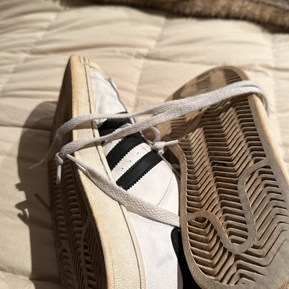 Adidas vintage size 5 1/2 leisure walking shoe - Picture 4 of 4